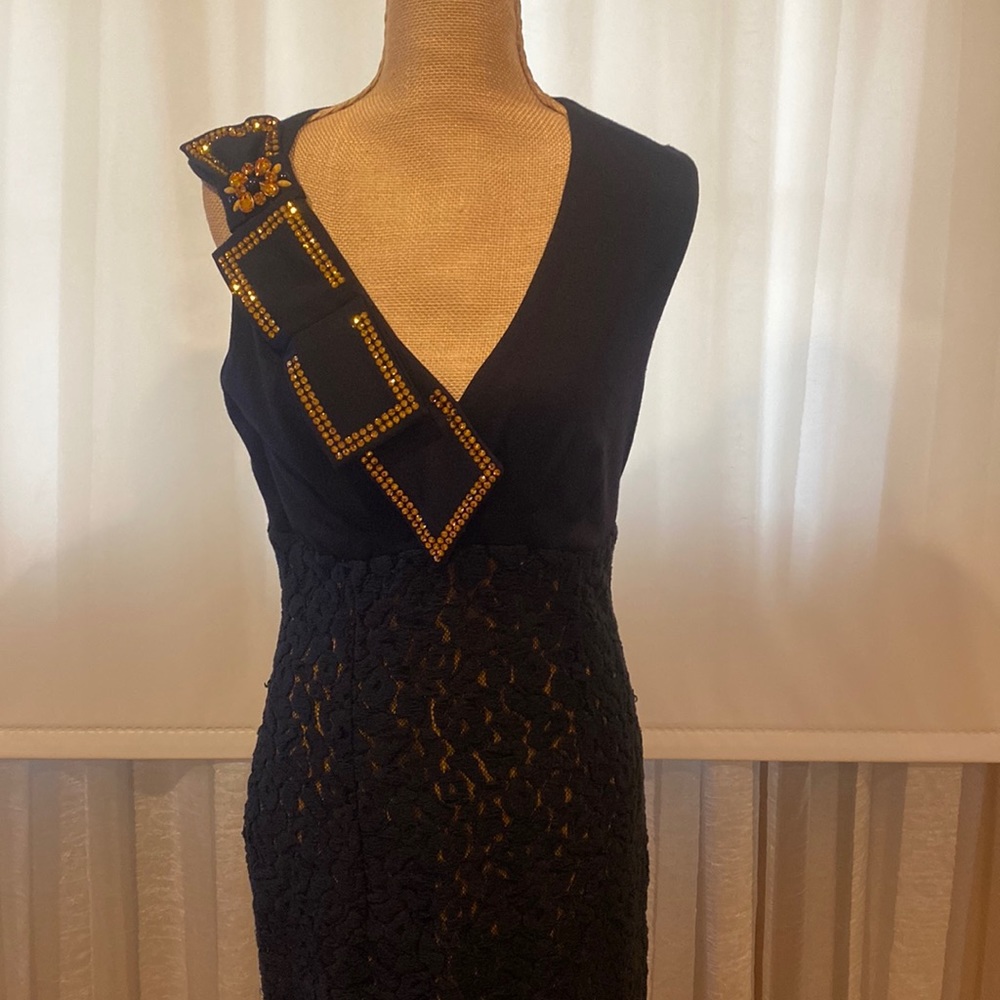 VDP collection fabulous dress, black lace on gold lining, rhinestone details, M